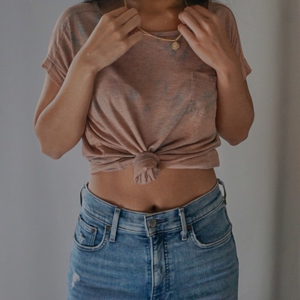 GAP TIE DYED TSHIRT WIRH POCKET